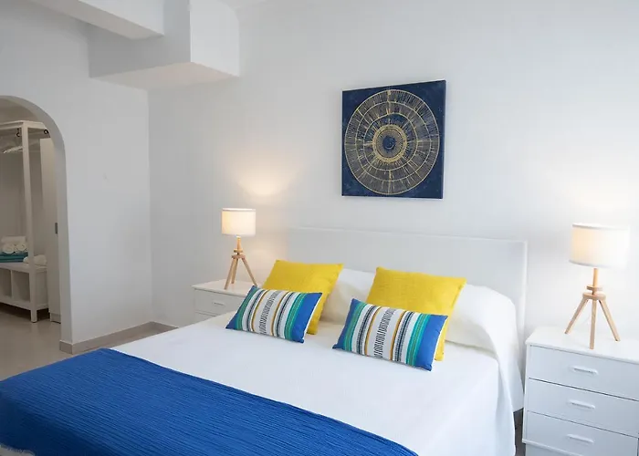 Downtown Ria Formosa * פארו